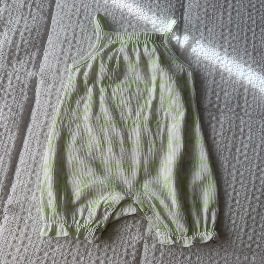 3 Mo romper